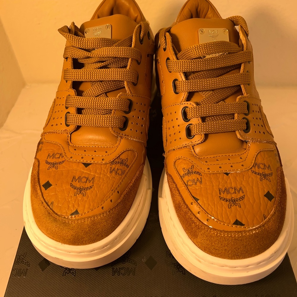 🔥MCM Sneakers🔥